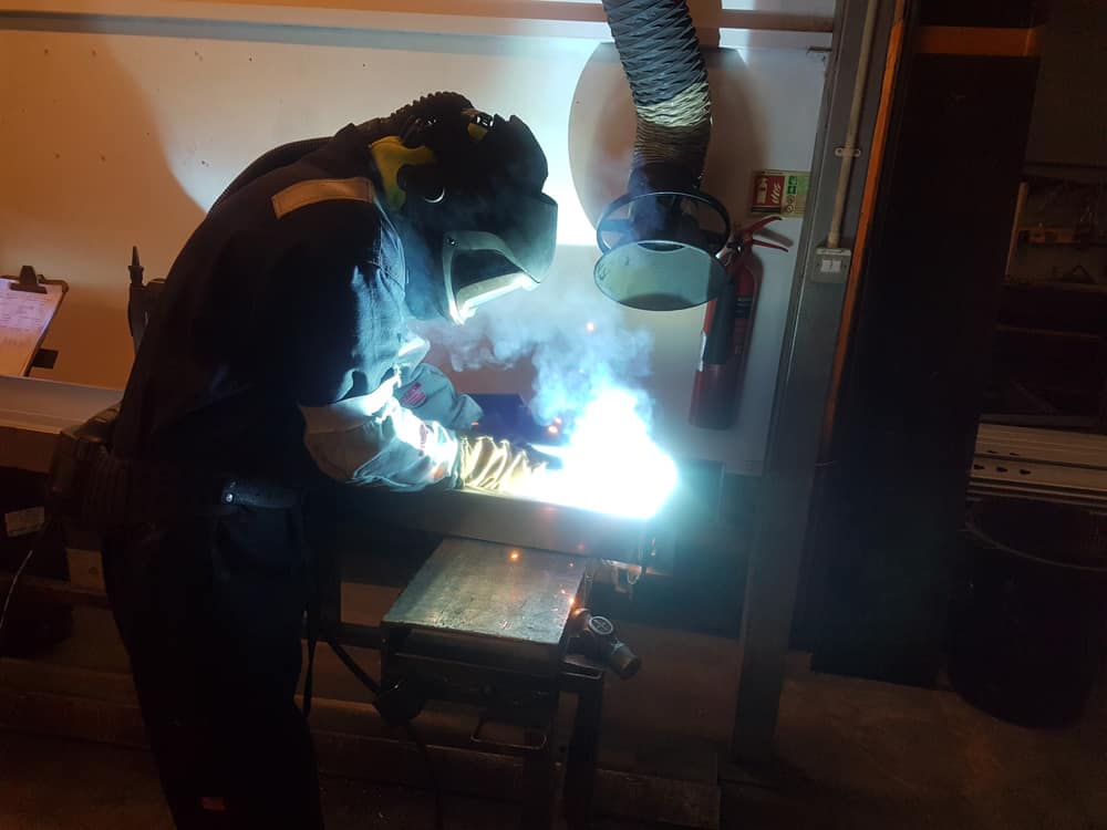 maunfacture-process-mezzanine-floor mezzanine floor wielding during manufacturing